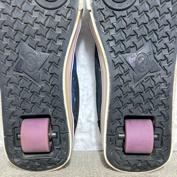 Heelys Youth/Kids Blue/Purple Launch 2 Wheeled Sneakers Shoes SZ EU 38 & W7 & 6Y - Picture 10 of 11